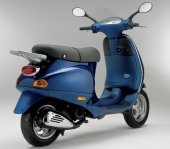 2005 Vespa ET2 50 photo